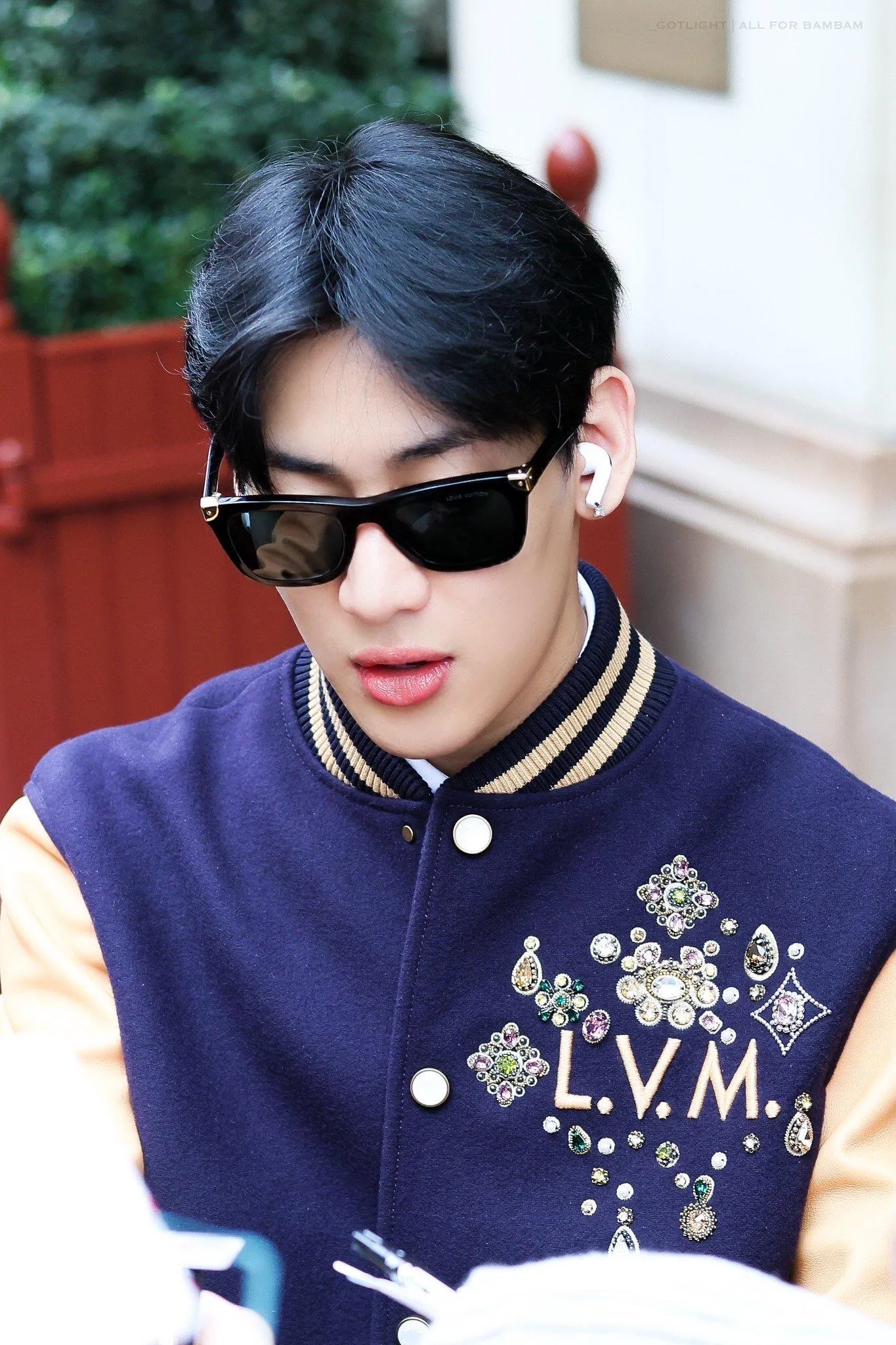Louis Vuitton/Louis Vuitton colored diamond logo embroidered letters baseball jacket